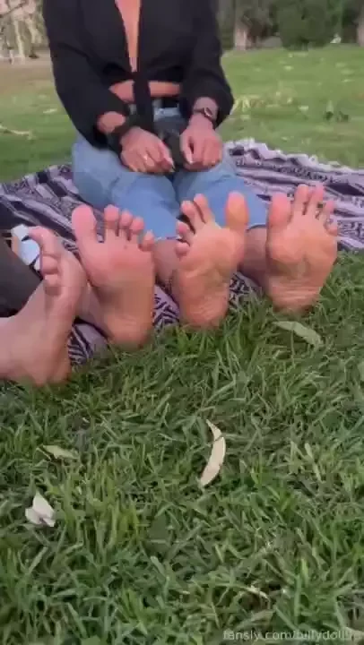Girls night out bigget feet you ve seen together could you resist part 35 