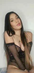 Hola bebe ven a divertirte suscr bete y disfruta de mi contenido te