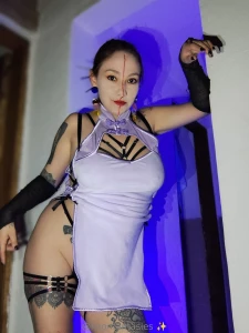 The ticket costs a couple of kisses