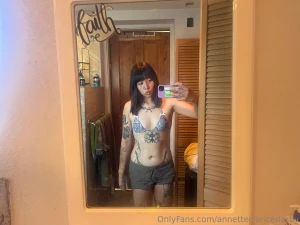 Hi lovelies new posts soon tip just cause i m cute