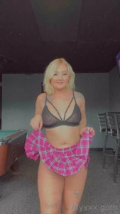 Which pic was your favorite to cum to