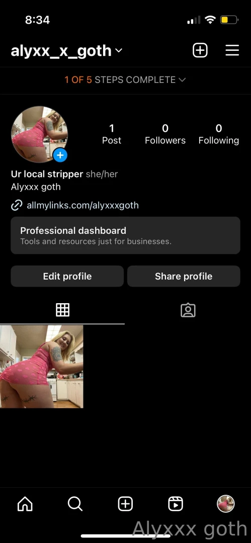 Go follow my new insta alyxx_x_goth 