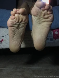 Do you want to see my feet step on the lawn