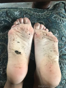 I want to feel that tongue run through my foot part 1