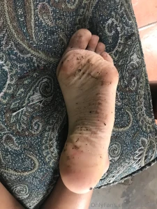 I want to feel that tongue run through my foot part 5