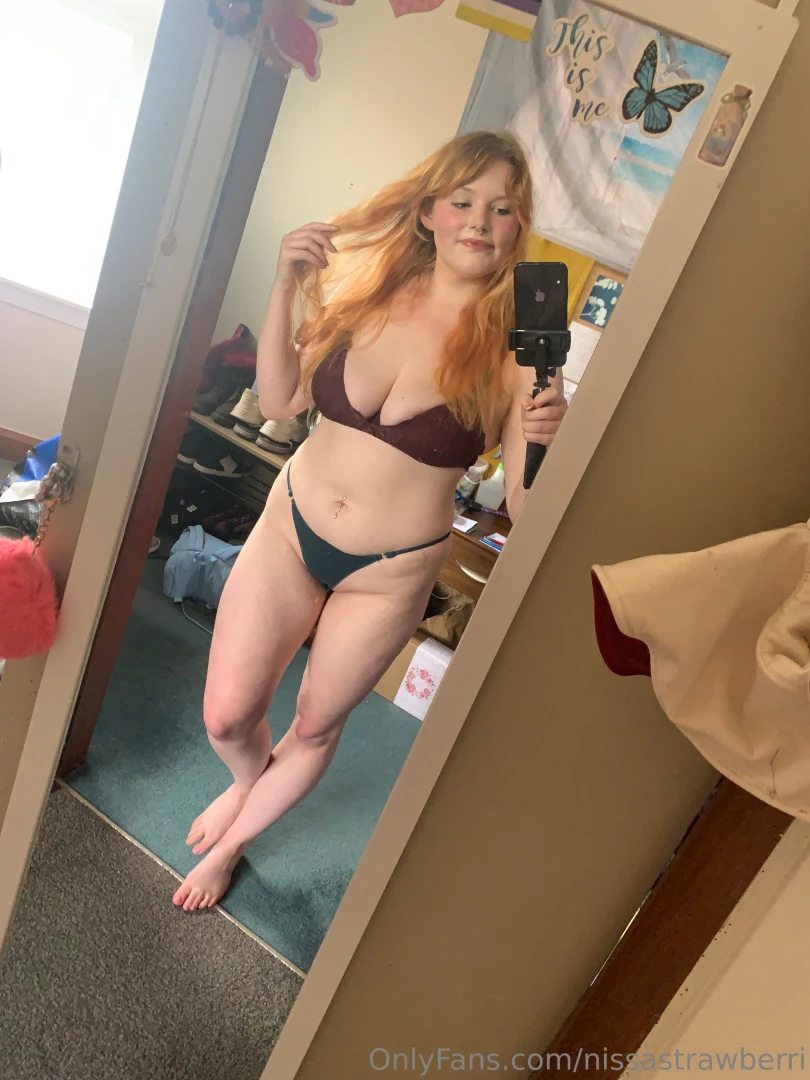 Hey lovelies want to see me wearing even less my new content is now 