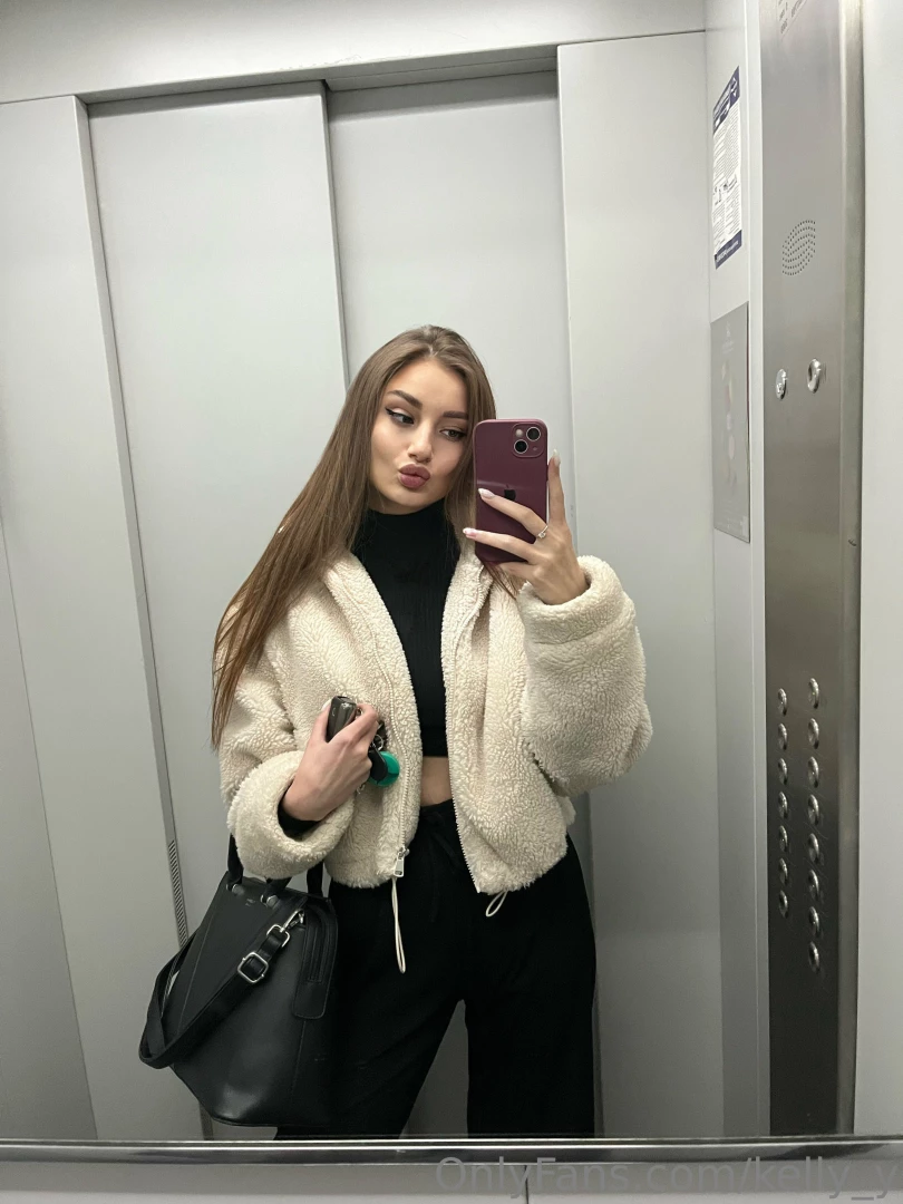 Every morning i turn applying makeup into a little ritual it s not 