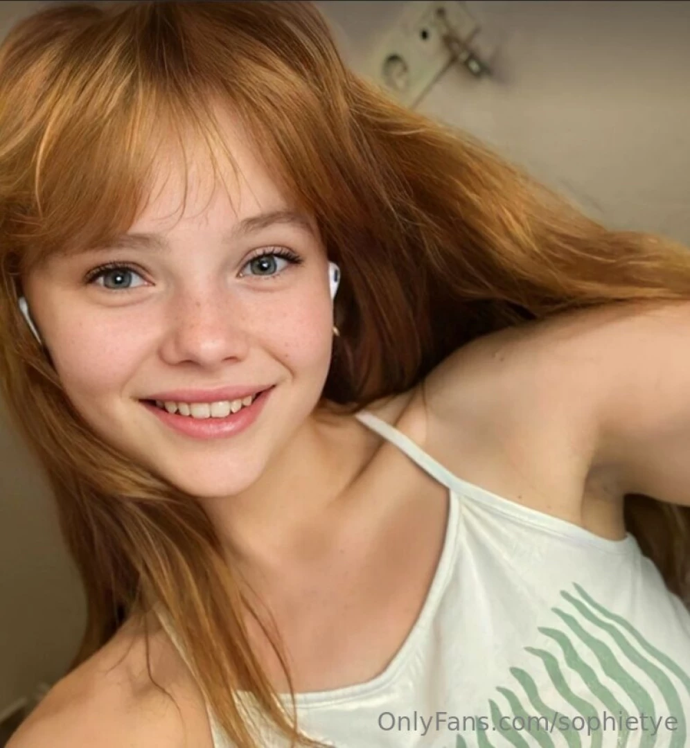 Sexy maria_euphoria her tight pink pussy will make you cum non-stop part 15 