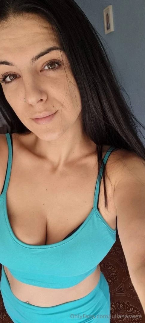 Tar sexiga selfies medans jag v ntar p att du ska komma hem 