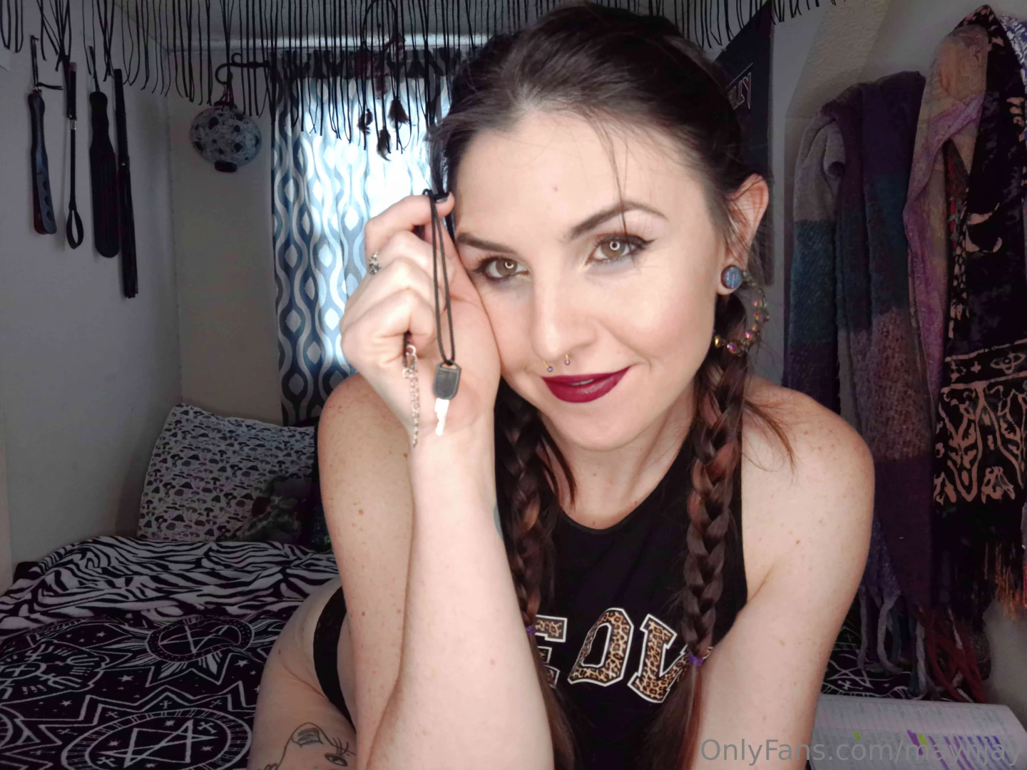 Feelin mean today try me cuck part 2 