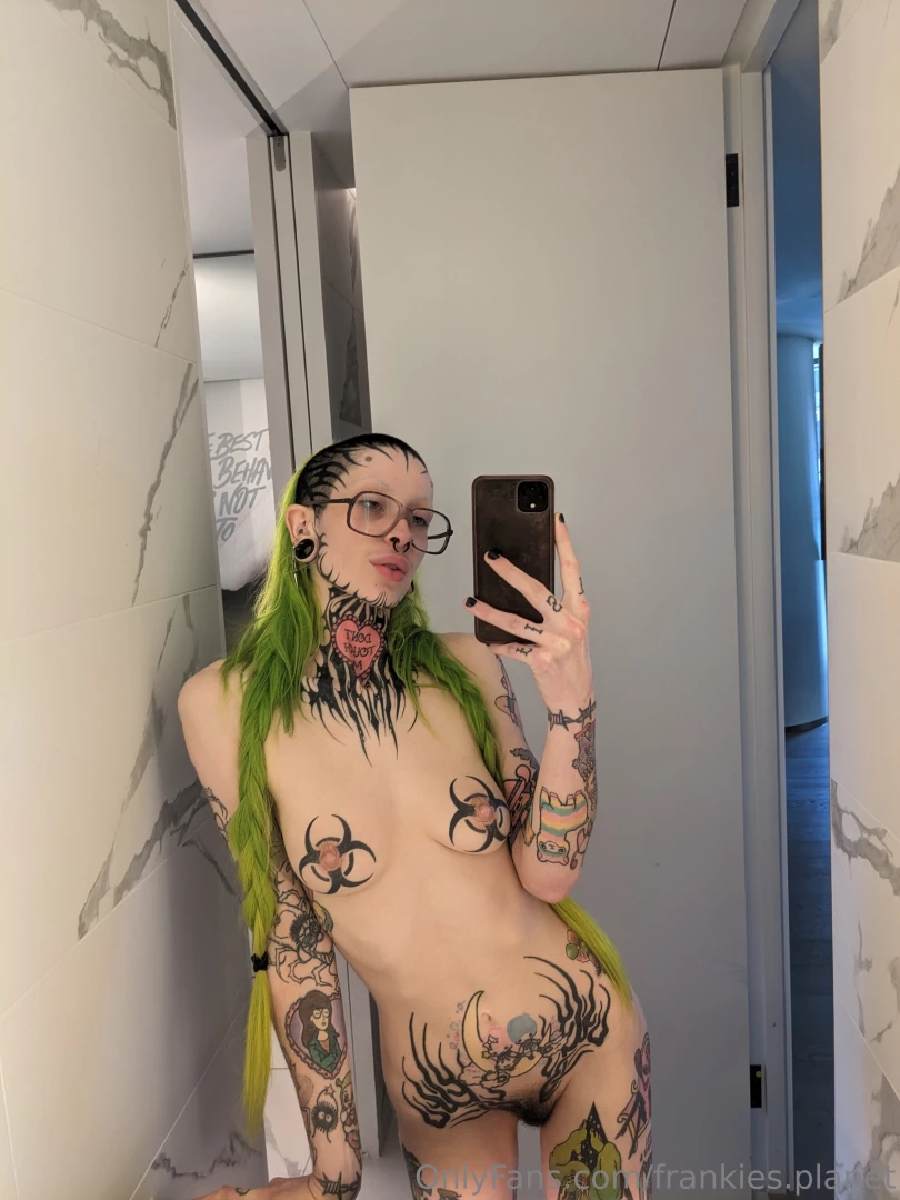 Hornyyyy and alone i need some company 