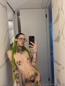 Hornyyyy and alone i need some company part 1