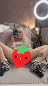 This full video shows all my cum pouring out my tight pussy it s