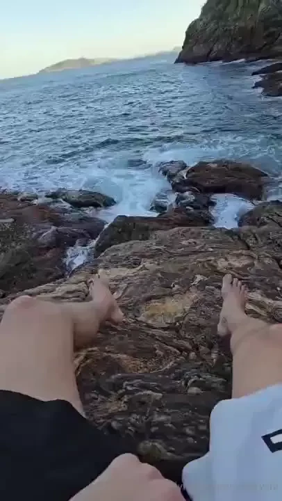 Peaceful cumming days coming at the beach 