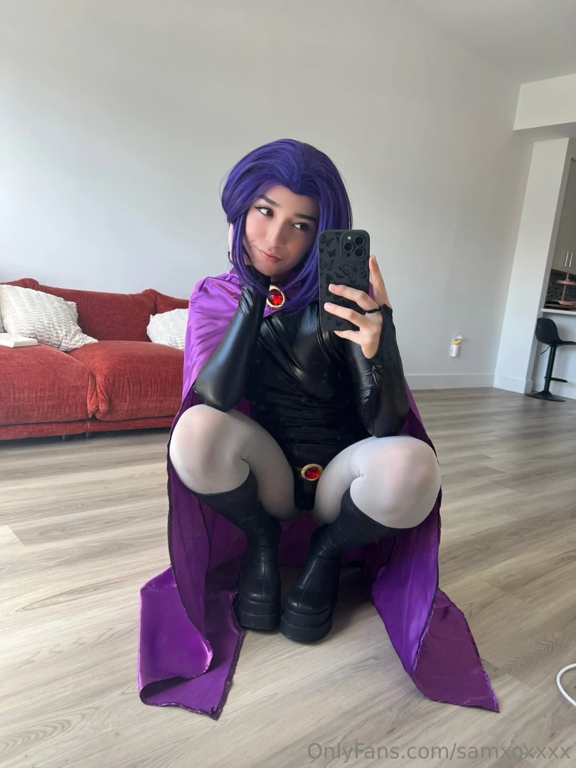 Thinking of doing more cosplay should i drop my naughty raven set 