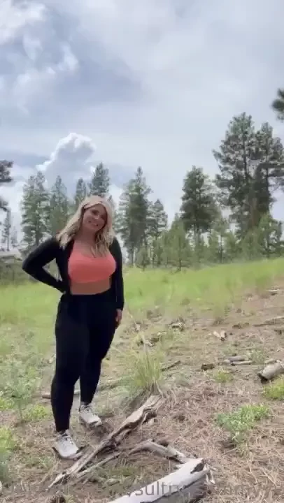 In and out of service going to glacier national park sooo many pics to 