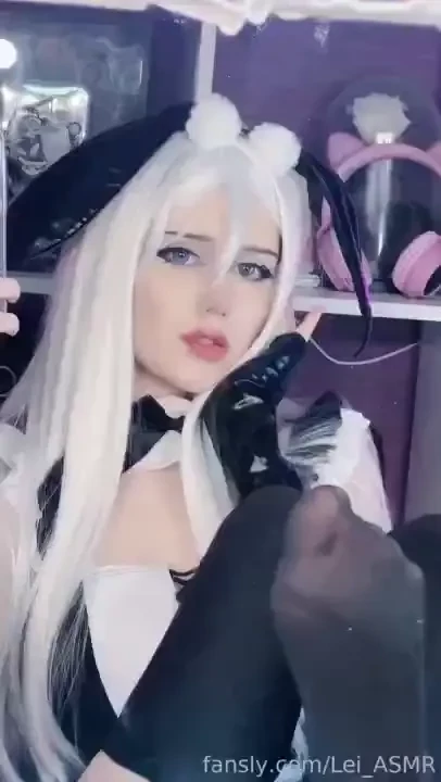 Exclusive huge feet content pack for my feet lovers i have a super big 