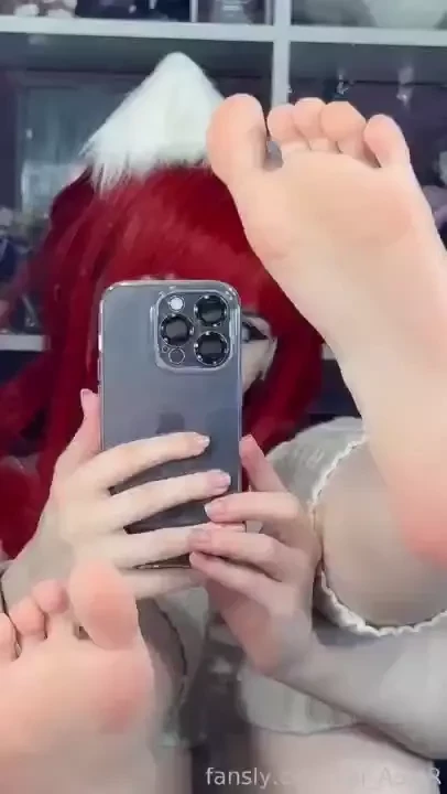 Exclusive huge feet content pack for my feet lovers i have a super big part 6 