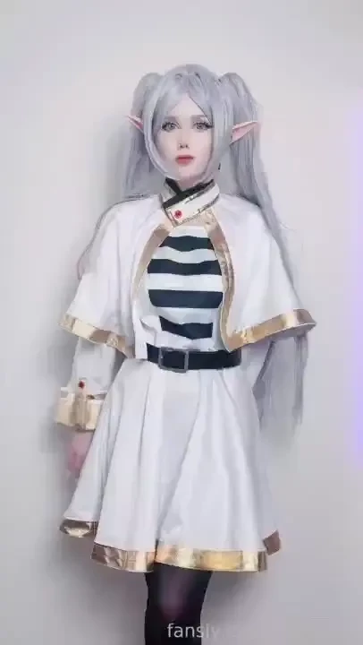 Frieren pics amp videos from social media 