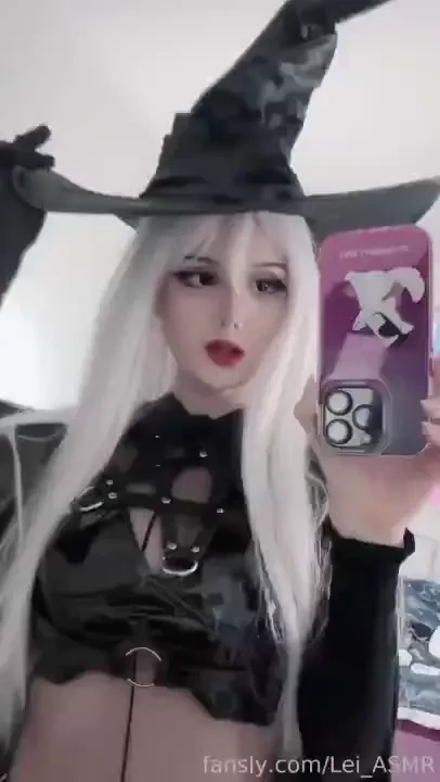 I fell in love with that amazing hottest outfit ever i ll share more 