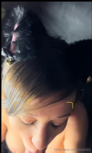 Hoy me apetece comer huevos con salchicha mi plato favorito me das los