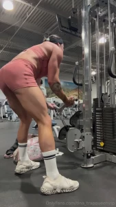 Am i the strongest girl you know 185