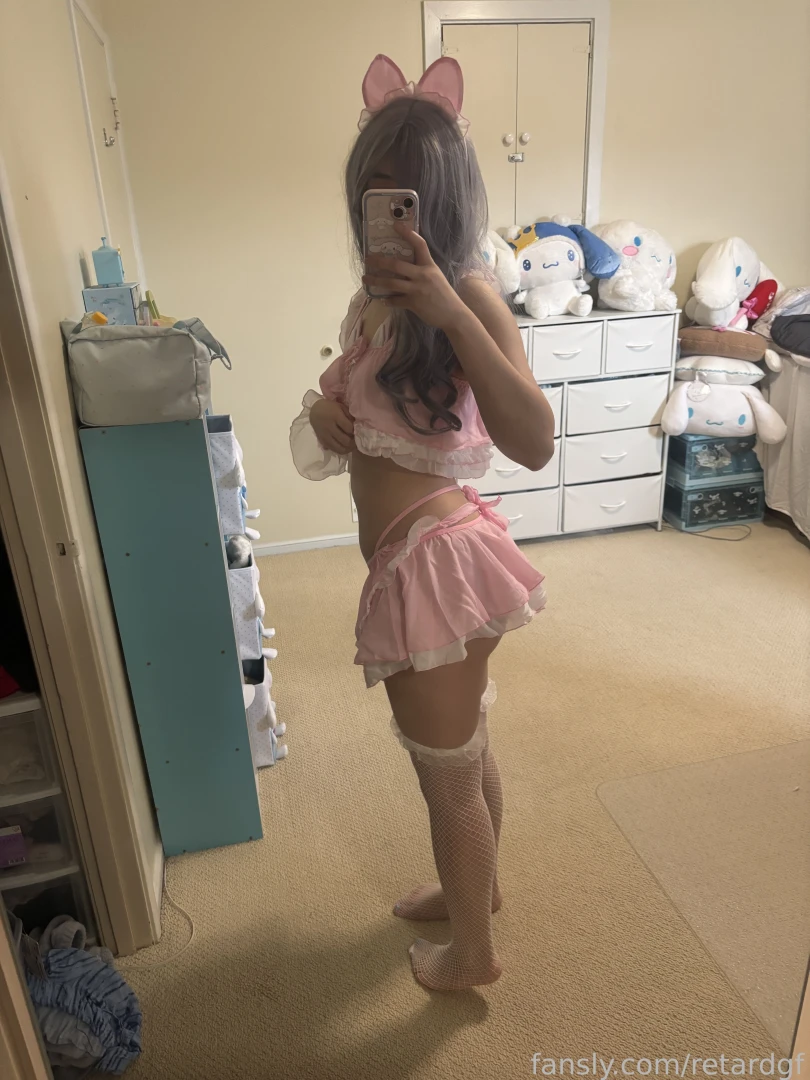 Happy friday every retardgf supporter this is the neko maid lingerie 