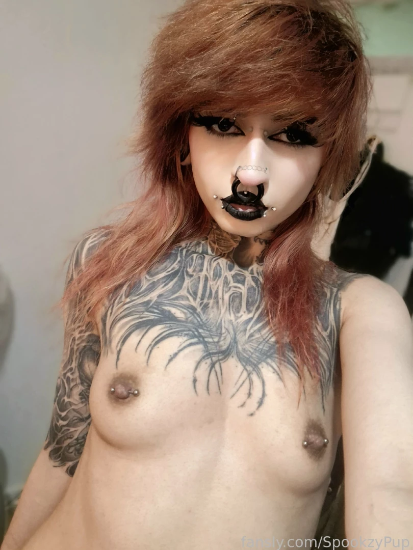 Quick lil post while i edit the new videos 3 fyp gothgirl asian 