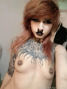 Quick lil post while i edit the new videos 3 fyp gothgirl asian
