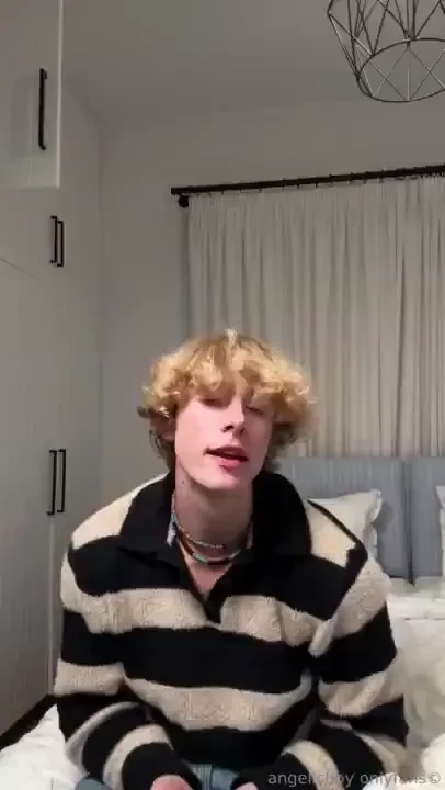 Want more btw short or long hair and i will shave all hair off should 