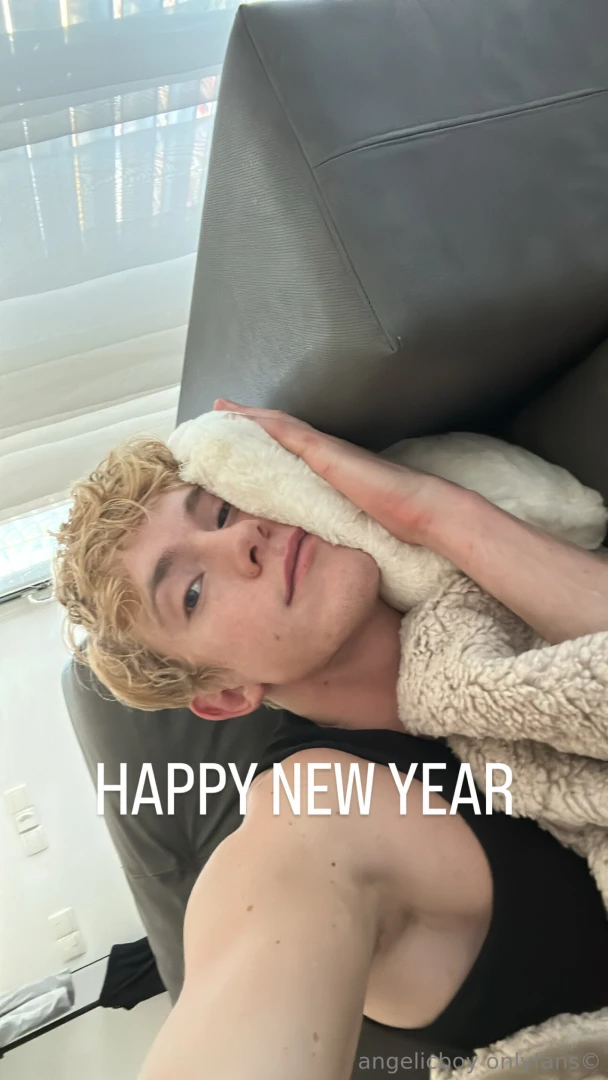 We love a good start 2025 a cum video for my loyal subs - part 1 