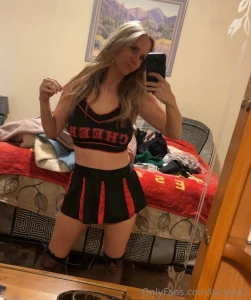 Hey i think that i found myself a cheerleading