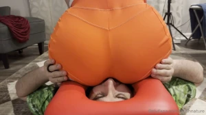 Who s butt is that part 3