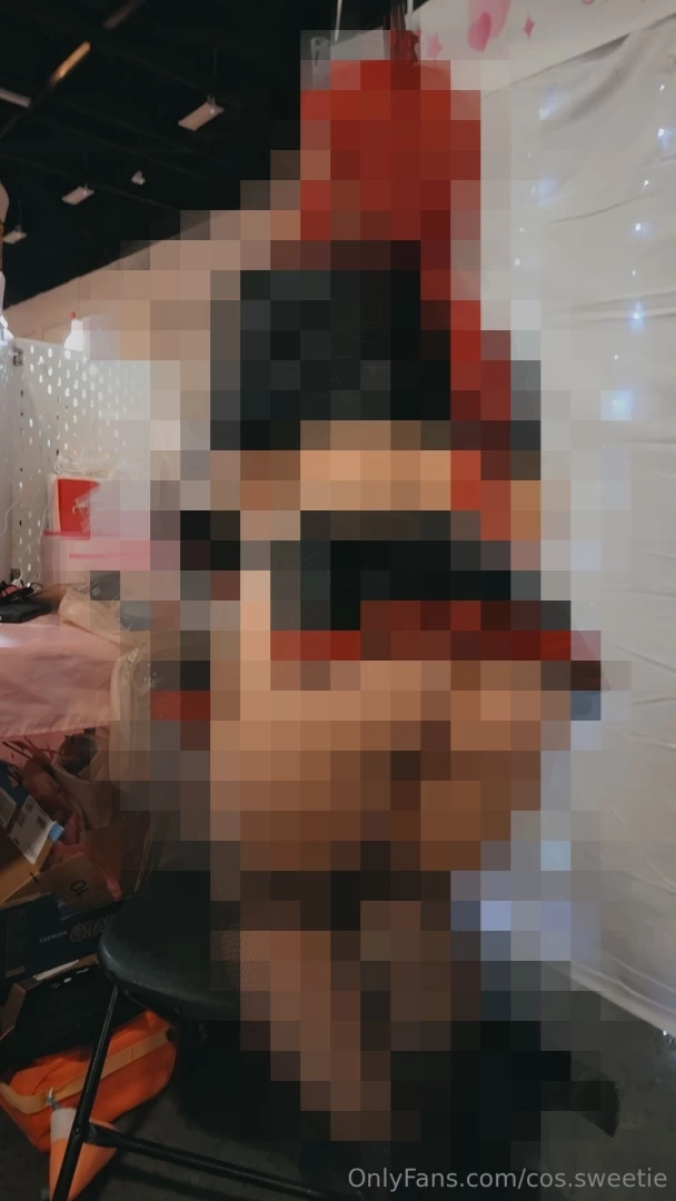 Nurse makima at the taboo show can you spot the frecklebytes cameo part 1 