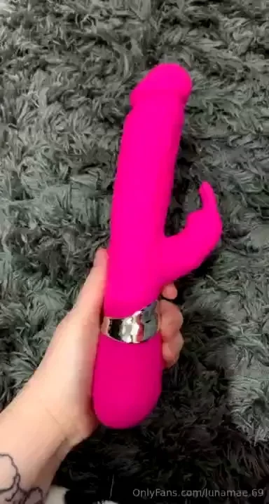 Thank you to my fan that got me this rabbit dildo 
