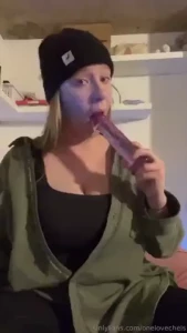 Obsessed with this sloppy deepthroat video i just made will send the part 1