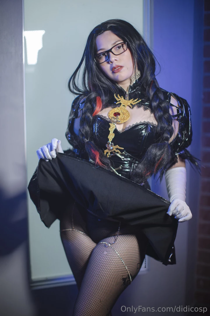 Hola mis solecitos me ayudan a terminar mi meta del cosplay de 