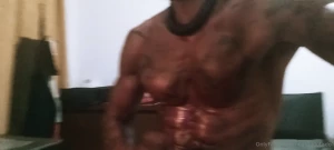 Punhetando e gozando pra um f na net