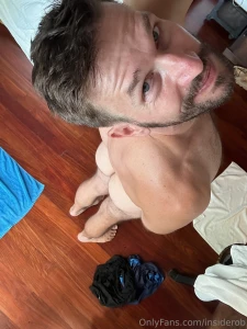 Top or bottom part 54