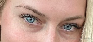 Come and get lost in these beautiful blue eyes