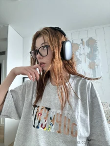 Hey hey gt lt today i was just scrolling through social media and i part 1