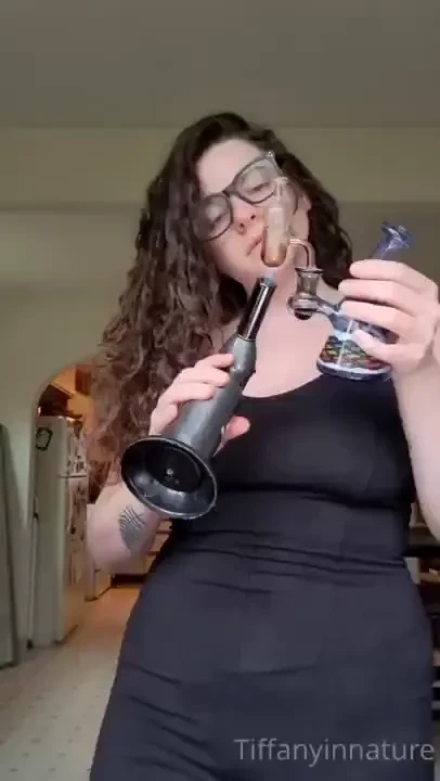 Happy 4 20 i hope you all have the best day and feel free to send me 