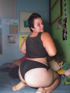 Pics that sweet sweet 23 year old me sent while sexting with someone i part 2