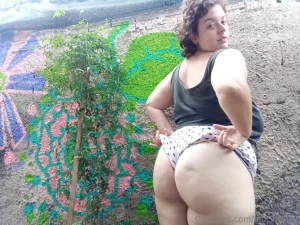 Quick quick photoshot at my old backyard another lucky part 4
