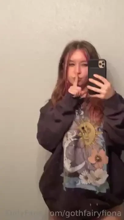 Enjoy a sneaky lil video 