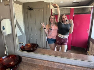 Who wants more content from us tip me 1 - sure 5 - absolutely 10 - i m