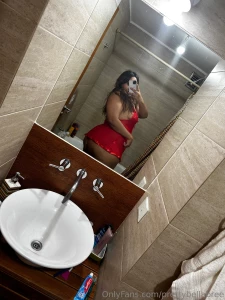 That s how sexy i go to bed will you come with me