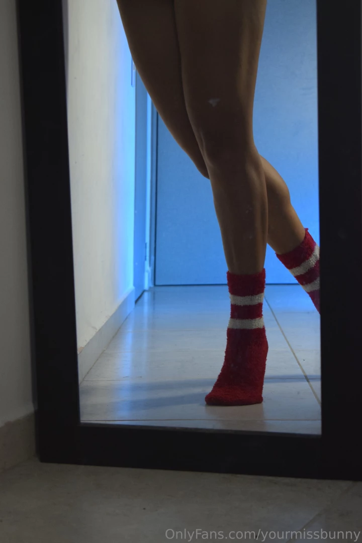 What s the first thing that comes to your mind when you see my legs 