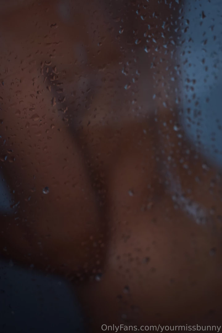 Let s go to take a bath together 