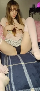 Pretty little thing part 1